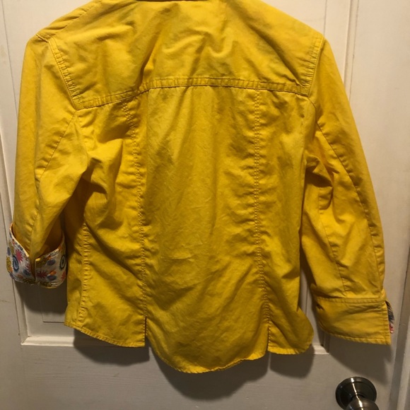 i.e. Cropped Yellow Top with 3/4 sleeves-Size Small. - Picture 6 of 6